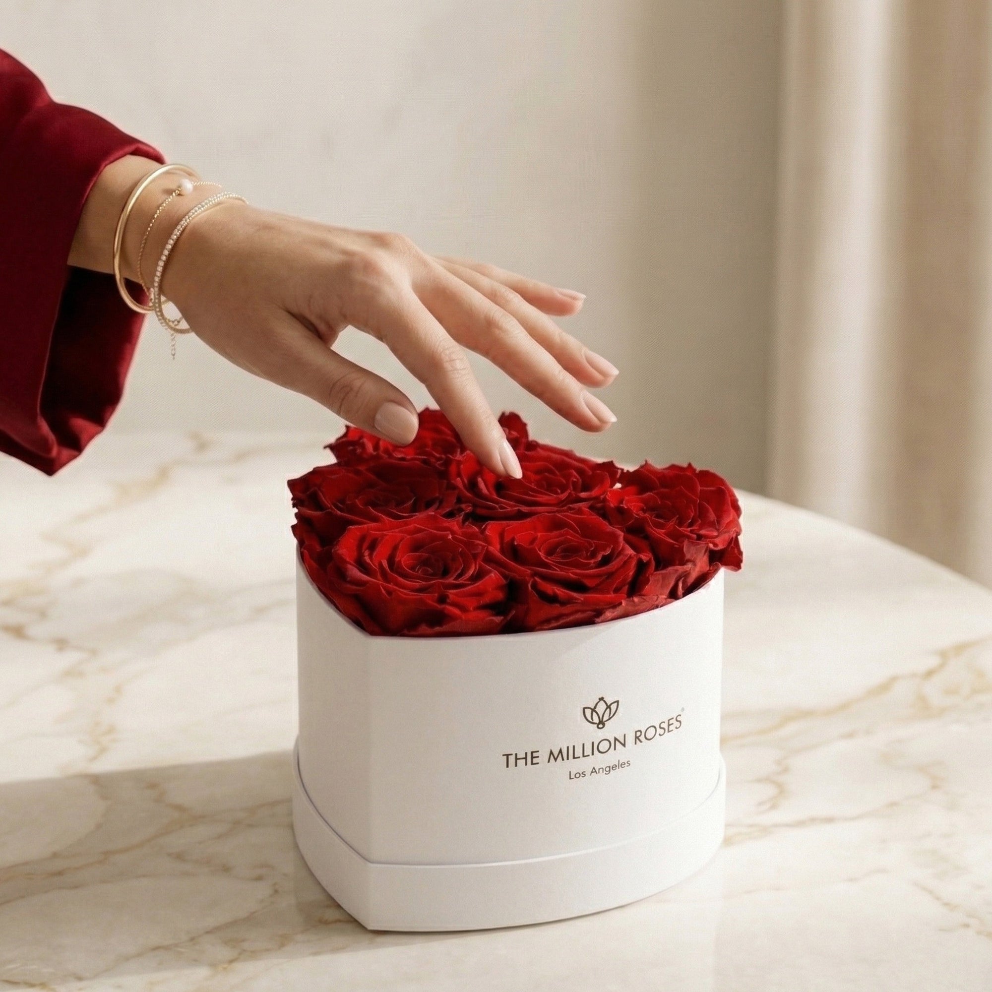 Baby Heart White Box | Red Roses