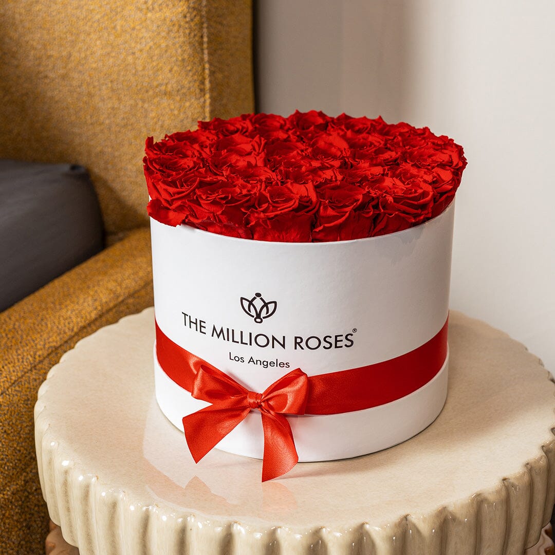 Supreme White Box | Red Roses