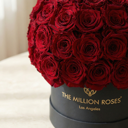 Classic Black Superdome Box | Red Roses